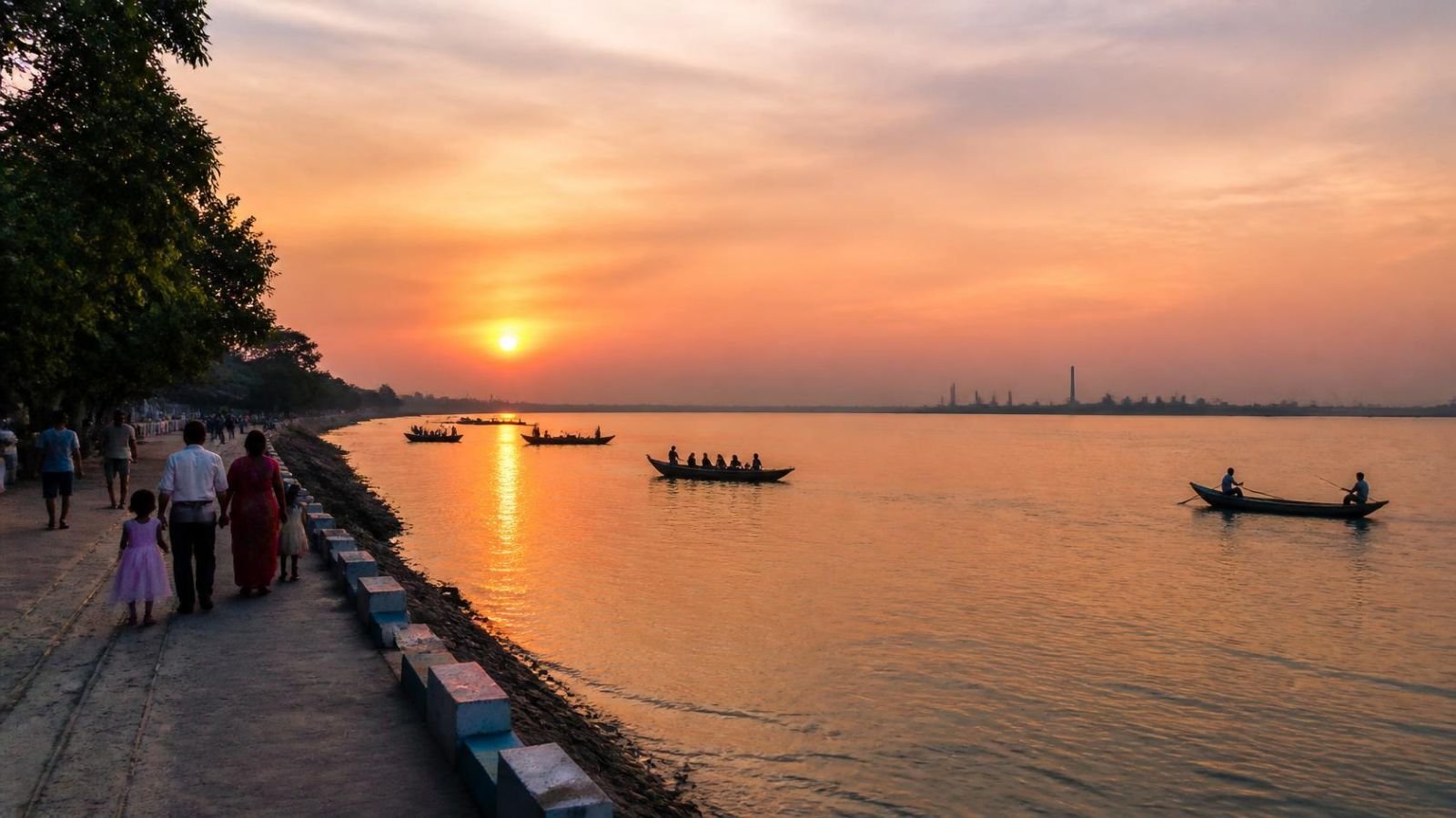 Diamond Harbour riverside at sunset on the one day Gangasagar tour